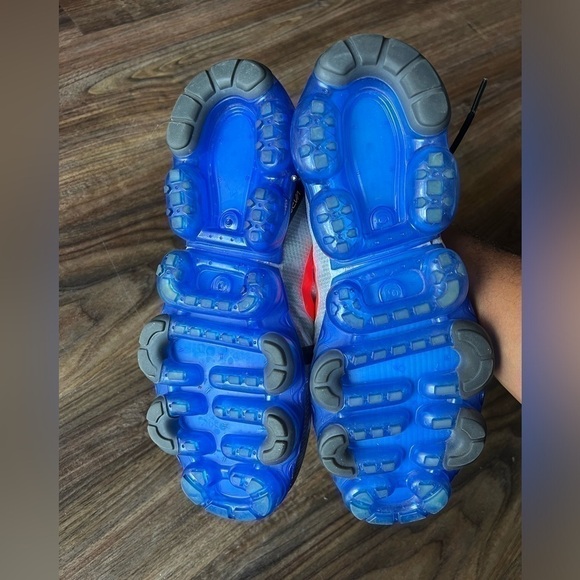 NIKE AIR VAPORMAX GS SIZE 8 Black/blue  AQ2465-016 - Picture 11 of 11